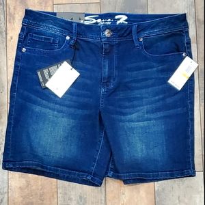 Seven7 Bermuda Jean Shorts Stretch Blue Size 12 NEW